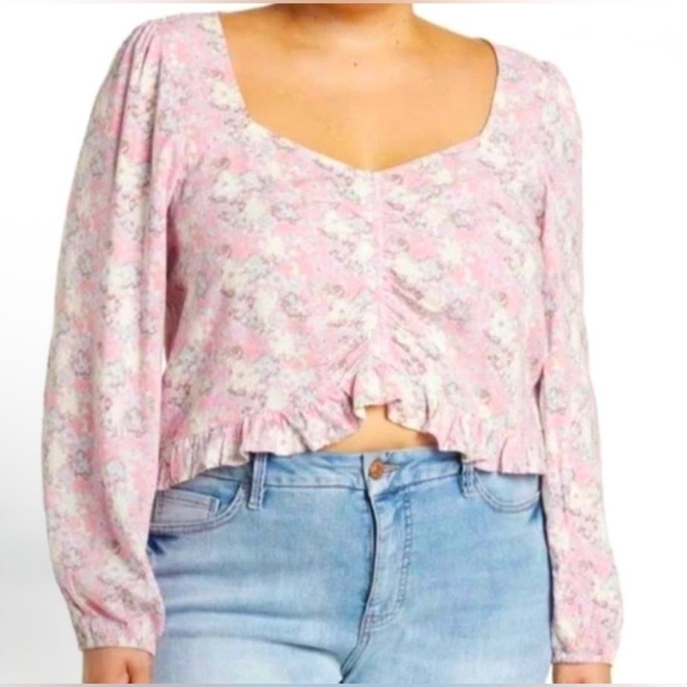🌸 NWT! Abound Floral Cinched Blouse